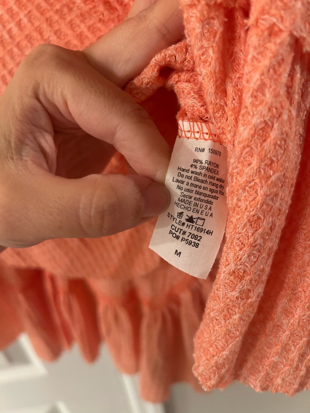Hummingbird Coral Waffle Knit Ruffle Top Size Medium - Picture 6 of 6